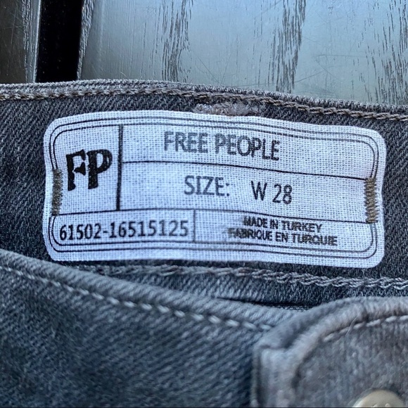 NEW Free People High Rise Cropped Raw Hem Jeans 28 - Picture 4 of 8